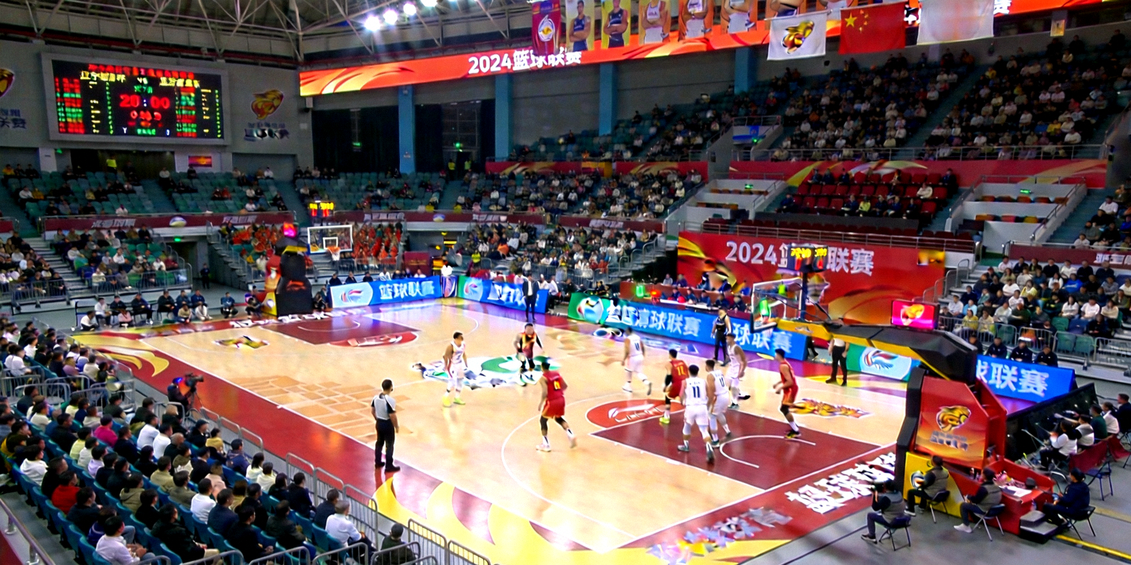 篮球赛事直播现场高清全景画面
